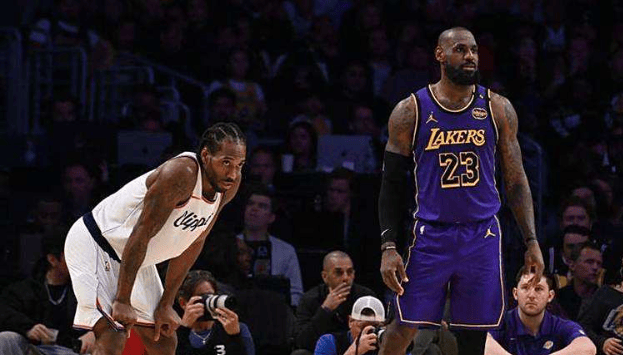 关于湖人碾压黄蜂，伦纳德高光表现的信息