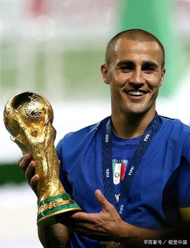 包含卡纳瓦罗执教恒大取得开门红，夺冠梦方寸间的词条