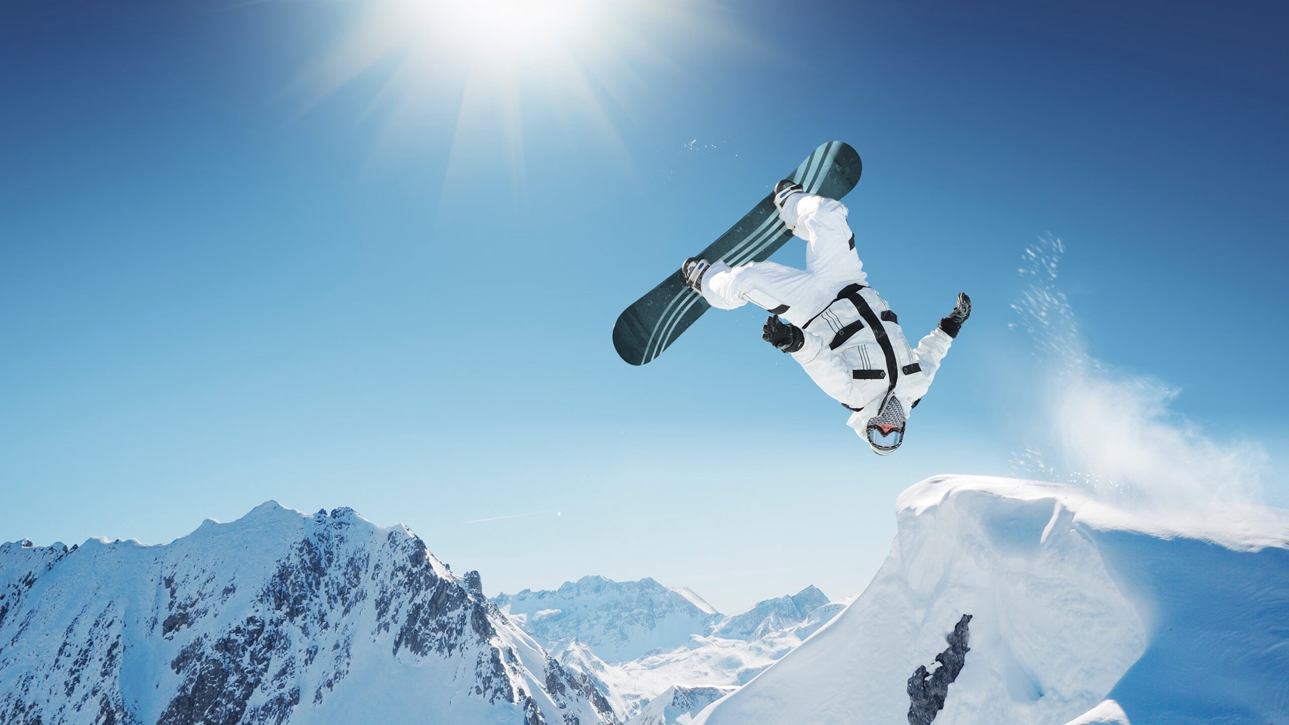 奥运周期关键战焦点战，拜仁粉碎罗马，足球场上的奥林匹克精神