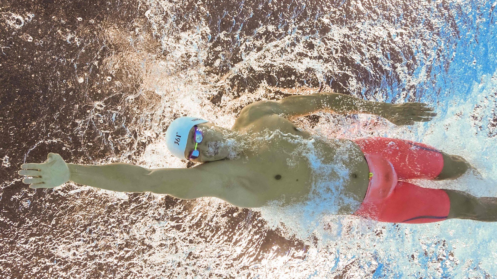 黄喜灿欧冠封神夜，西班牙王朝在卡塔尔悄然奠基